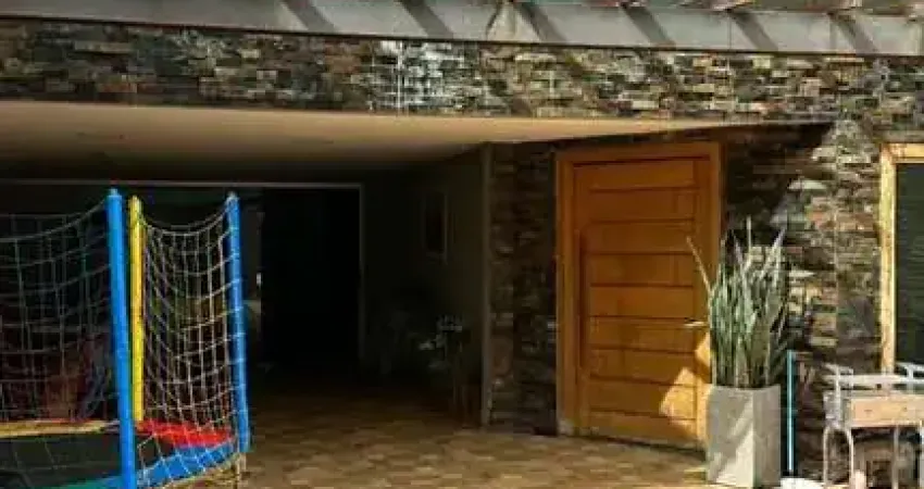 Casa com 4 quartos à venda na Rua L 24, 1, Papillon Park - Complemento, Aparecida de Goiânia