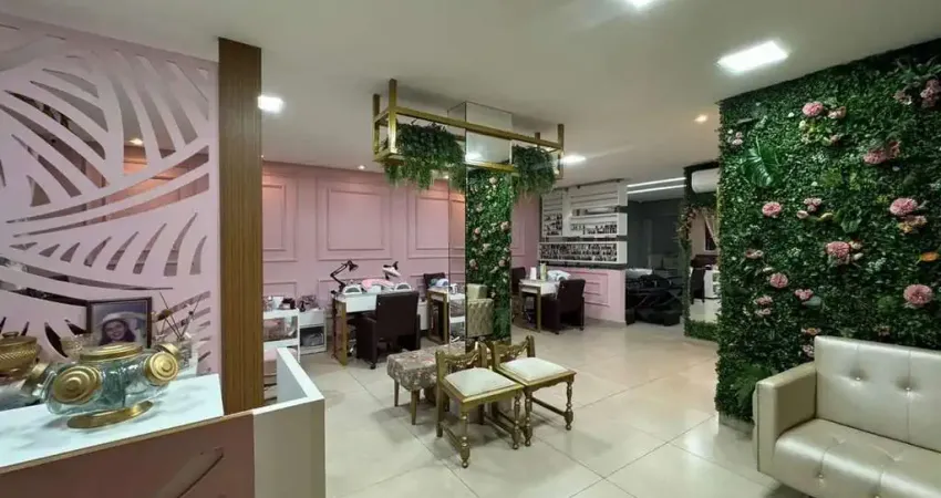 Casa com 8 quartos à venda na Avenida C10, 1, Setor Sudoeste, Goiânia