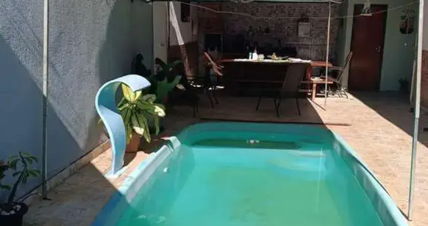 Casa com 3 quartos à venda na Rua Moisés Batista, 1, Centro, Trindade