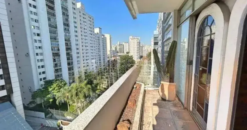 Excelente apartamento com sacada, para reforma  a venda no jardim paulista!
