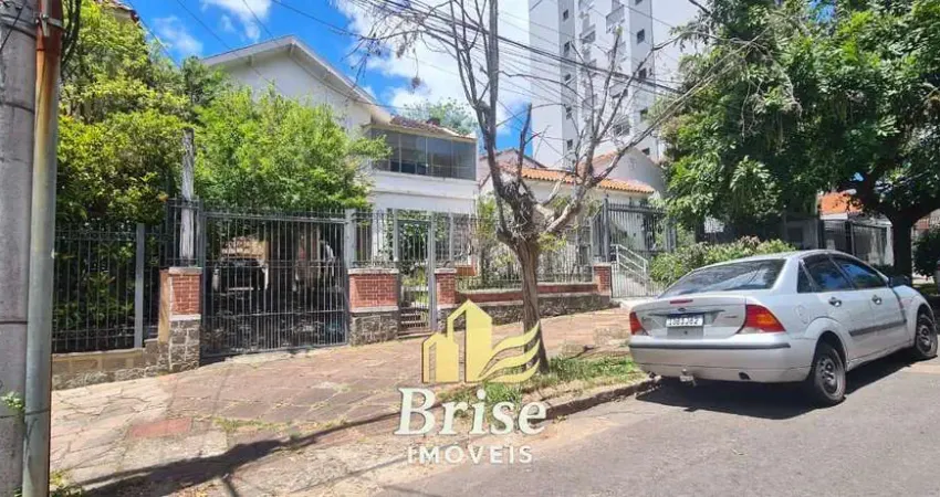 Casa no bairro petrópolis, próximo à protásio alves e felipe de oliveira