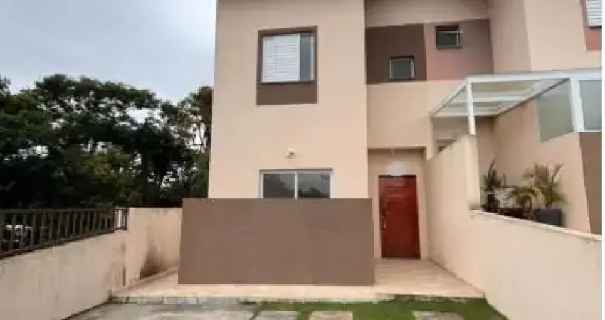 Casa com duas suítes, duas vagas localização privilegiada proximo ao templo zulai