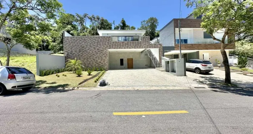 Cond. reserva do vianna - moderna! térrea, 3 suítes, piscina aquecida, ar condicionado nas salas e suítes e elevador na garagem!