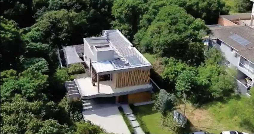 Linda casa com projeto arquitetonoco espetacular e decoração