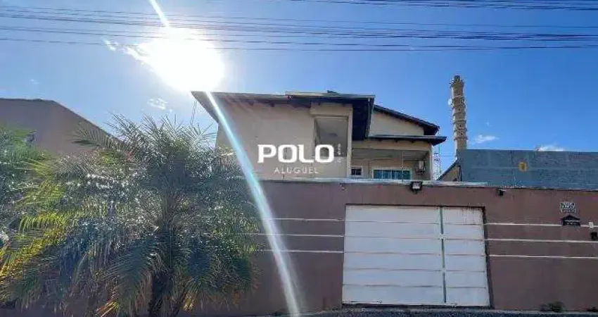 Casa com 4 quartos para alugar na Rua 1105, Setor Pedro Ludovico, Goiânia