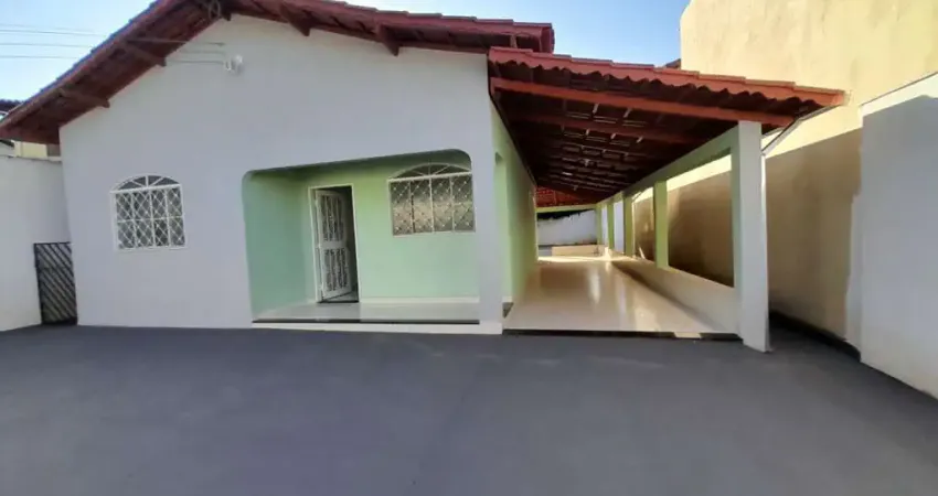 Casa com 3 quartos para alugar na Rua General Osório, s/n, Parque Anhangüera, Goiânia