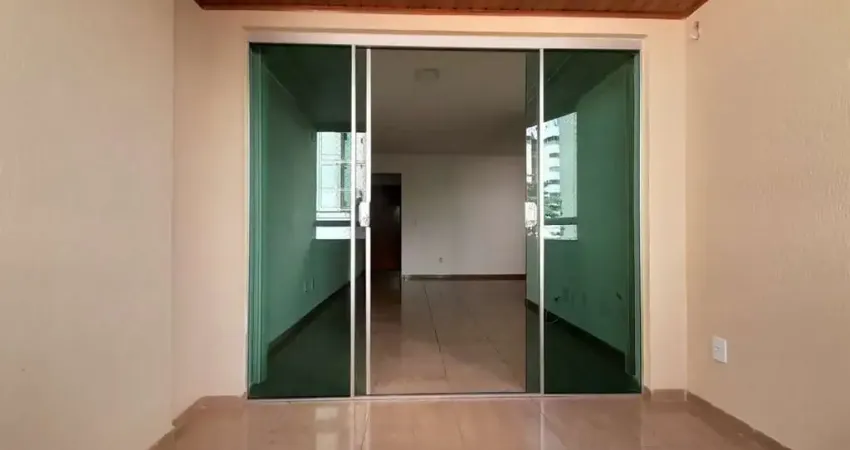 Apartamento com 3 quartos para alugar na Rua C259, 103, Setor Nova Suiça, Goiânia