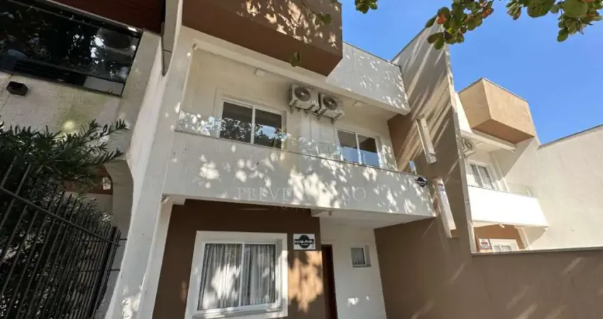 Casa com 3 quartos à venda na Rua Padre Donato, Centro, Guaratuba