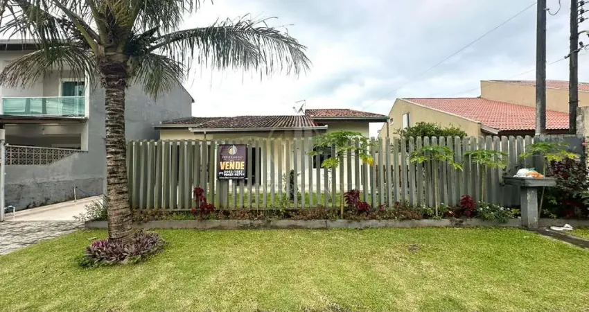 Casa com 3 quartos à venda na Rua Apucarana, 517, Brejatuba, Guaratuba