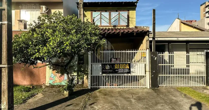 Casa com 2 quartos para alugar na Avenida Floriano Peixoto, 14, Centro, Guaratuba