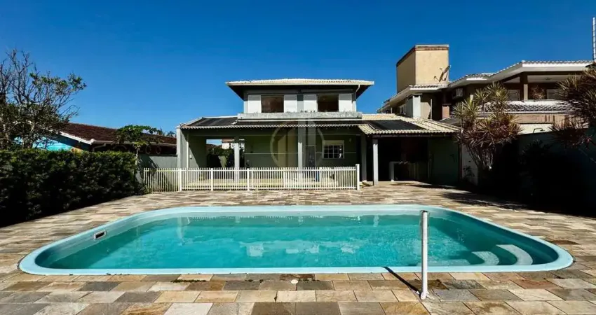 Casa com 4 quartos à venda na Rua Apucarana, 1180, Brejatuba, Guaratuba