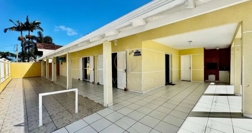 Casa com 3 quartos à venda na Rua Antônio Alves Correia, Centro, Guaratuba