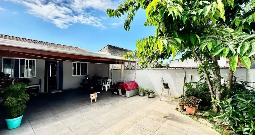 Casa com 2 quartos à venda na Rua Claudino dos Santos, 145, Cohapar, Guaratuba