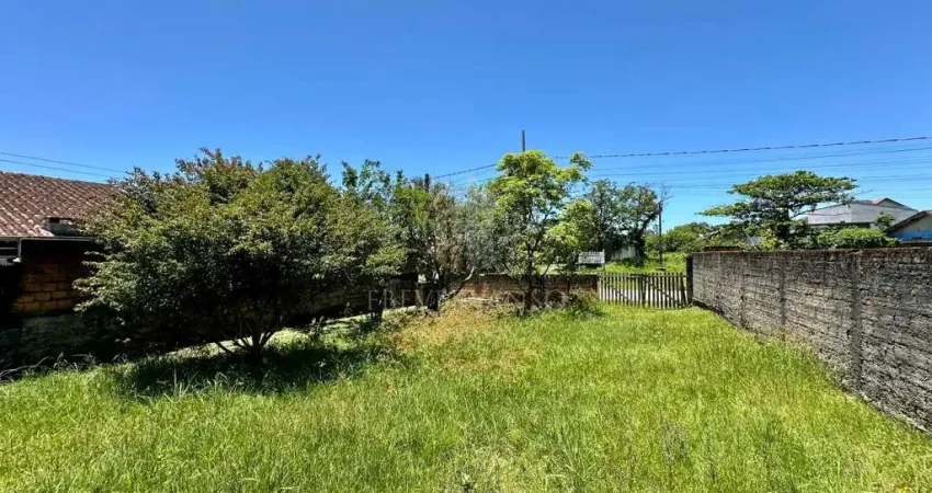 Casa com 2 quartos à venda na Rua Paranavaí, Piçarras, Guaratuba