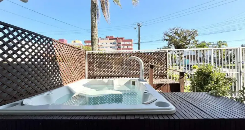 Casa com 3 quartos para alugar na Avenida Floriano Peixoto, Centro, Guaratuba