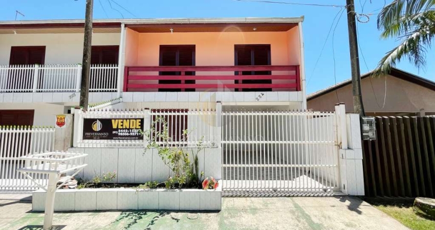 Casa com 3 quartos à venda na Rua Cornélio Kloster, 234, Balneário Nereidas, Guaratuba