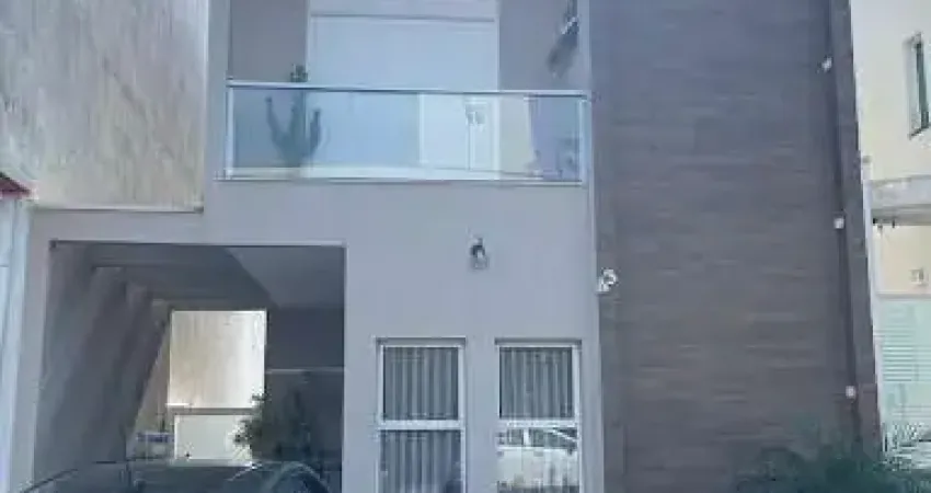 Sobrado com 3 dormitórios à venda, 172 m² por R$ 1.350.000,00 - Parque das Figueiras - Mogi das Cruzes/SP