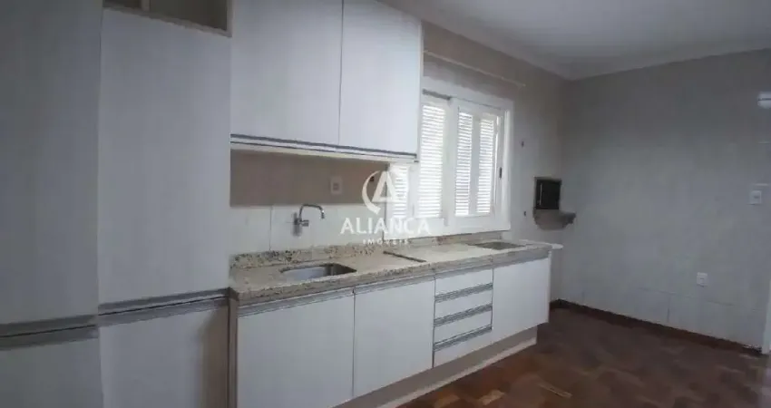 Apartamento semi mobiliado
3 dormitórios
1 sala
1 cozinha
1 banheiro
1