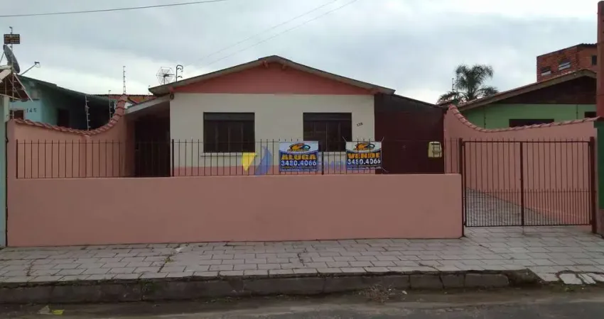 Casa com 2 quartos à venda na Avenida Vinte de Setembro, 135, Nossa Sra. De Fátima, Guaíba