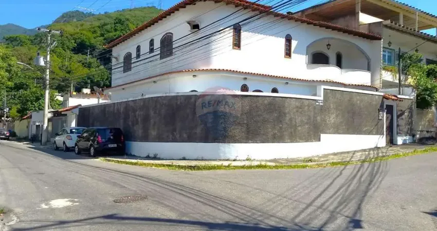 Casa com 4 quartos à venda na Rua Monte Cristo, 330, Realengo, Rio de Janeiro
