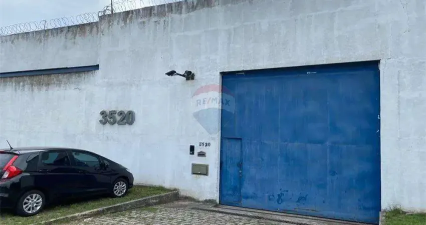 Barracão / Galpão / Depósito à venda na Estrada da Pedra, 3520, Guaratiba, Rio de Janeiro