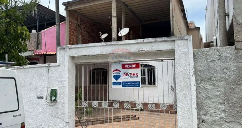 Casa linear em cosmos com 2 quartos à venda: conforto e oportunidade!