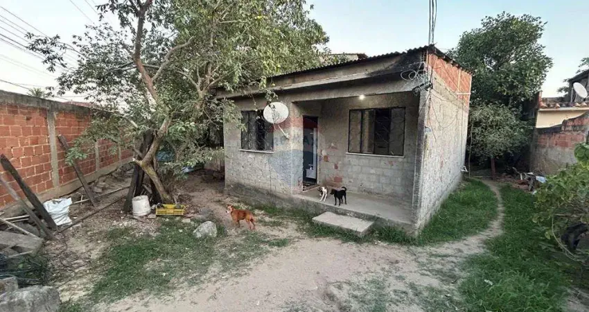 Casa com 2 quartos à venda na Rua São Jorge, Km 32, Nova Iguaçu