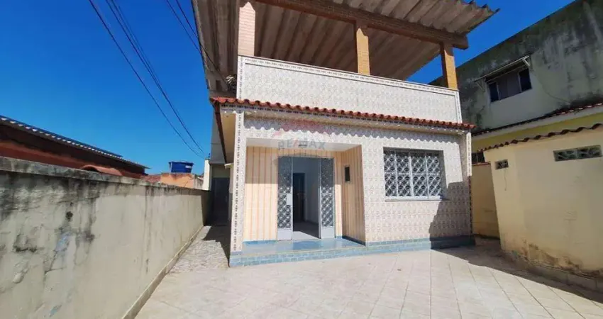 'vendo duas casas que juntas possuem 5 quartos, no coração de campo grande'