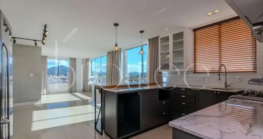 Apartamento com 3 quartos para alugar na Rua 3100, 657, Centro, Balneário Camboriú