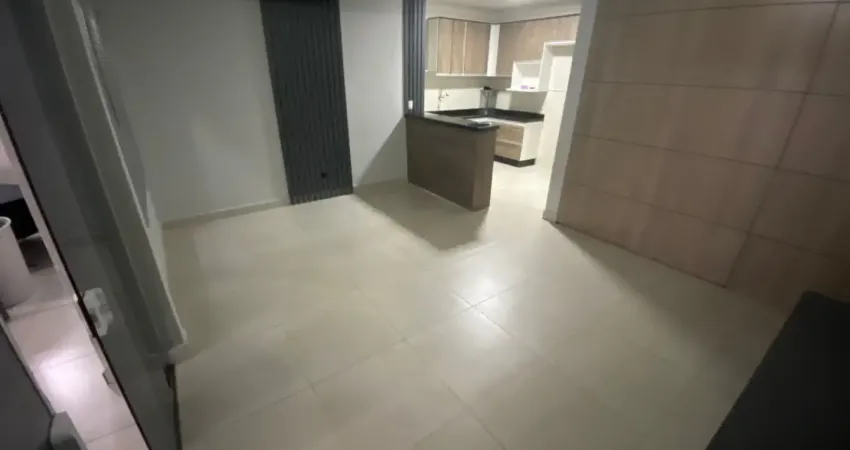 Sobrado duplex moderno, muito bem distribuído e com ambientes amplos para seu conforto