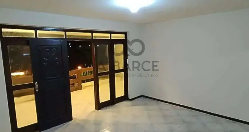 Apartamento com 2 quartos para alugar na Rua Vereador Gilberto Fialho, Conquista, Ilhéus