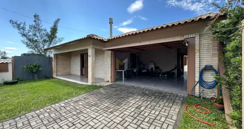 Casa com 3 quartos à venda na Das Estremosas, 866, Noiva Do Mar, Xangri-Lá