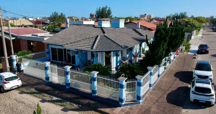 Casa 2 dormitórios suíte hidromassagem gourmet decorada rainha do mar xangri-lá