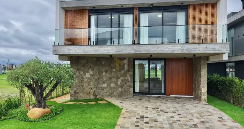 Casa em condomínio fechado com 5 quartos à venda na Rua Pedro Hygino Da Silveira, 1650, Centro, Xangri-Lá