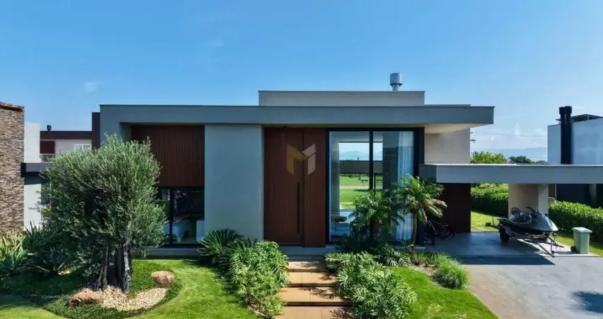 Casa térrea finamente mobiliada e decorada em condomínio Náutico