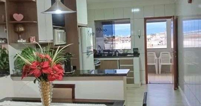 Casa à venda por R$ 950.000 - Zona Leste - Londrina/PR