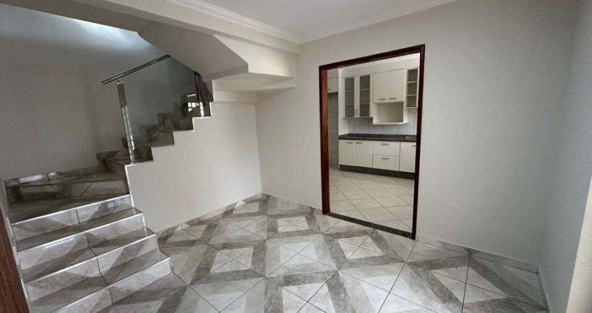 Casa com 4 dormitórios à venda e locação, 195 m² por R$ 620.000,00 e R$4.200,00 - Bairro Aeropo