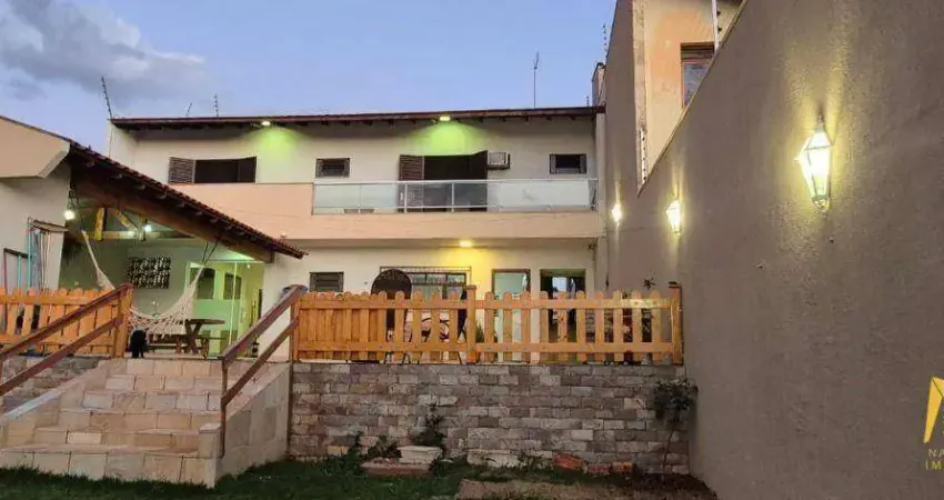 Casa com 5 dormitórios à venda, 240 m² por R$ 1.120.000 - San Fernando - Londrina/PR