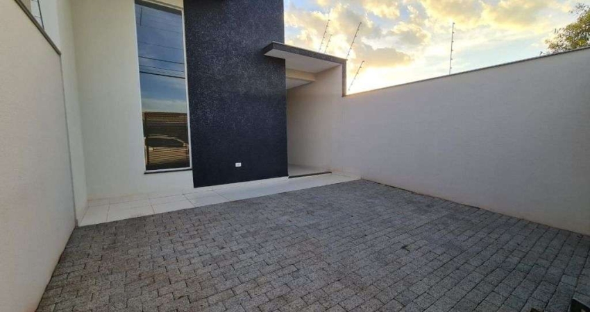 Casa com 3 dormitórios à venda, próximo a UEL por R$ 385.000 - Jardim Sabará - Londrina/PR