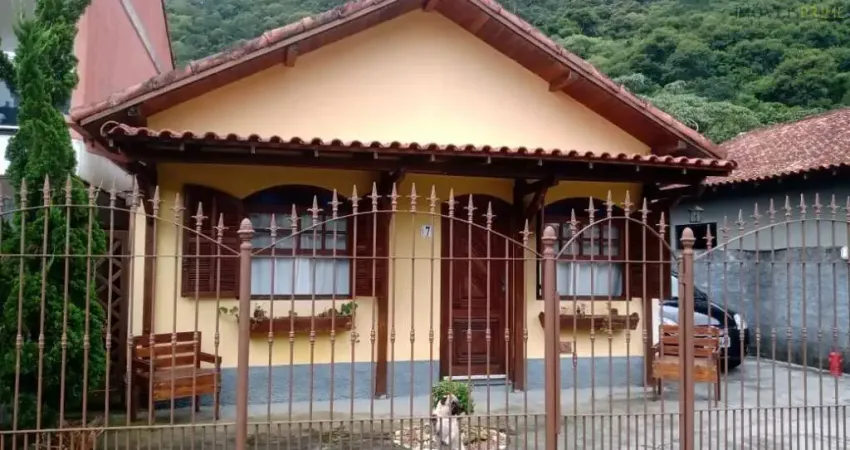 Casa em condomínio fechado com 3 quartos à venda no Sitio São Luiz, Nova Friburgo 