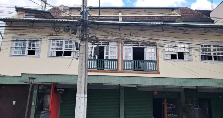 Cobertura duplex à venda no Cônego