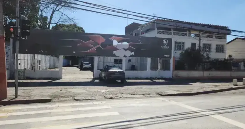 Oportunidade Comercial está na Estrada Intendente Magalhães!