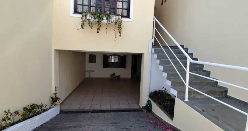 Sobrado reformado com piscina e área gourmet , rua vicente pelosi (rua fechada com segurança 24hs)