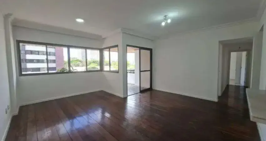 Vendo 4 quartos, 1 suíte, varanda, 132 m2, 2 vagas, infra no caminho das árvores