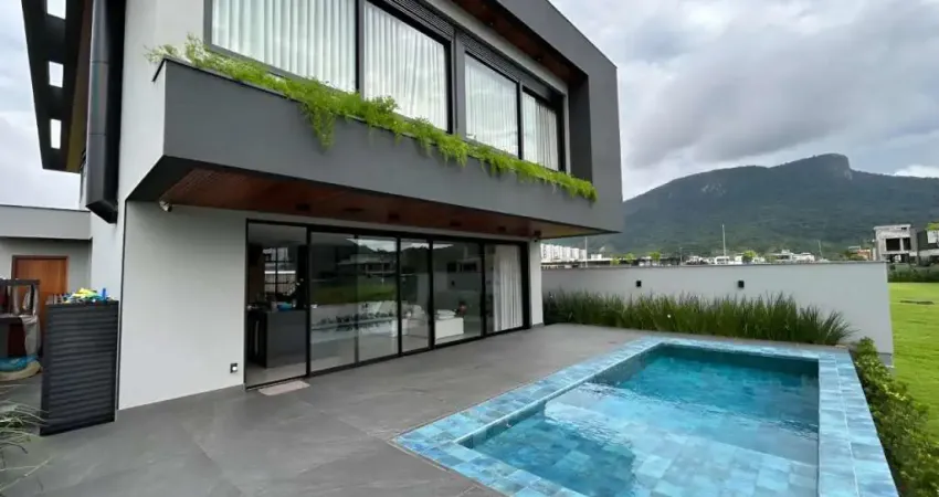 Casa com 3 quartos à venda na Rua Lagoinha, 65, Pedra Branca, Palhoça