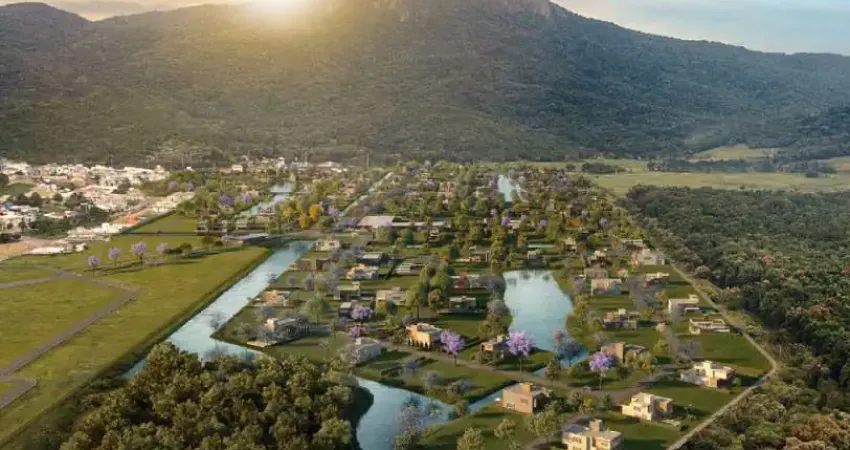 Terreno à venda na Rua Lagoinha, 65, Pedra Branca, Palhoça