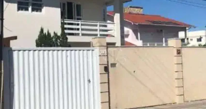 Casa com 3 quartos à venda na Rua Marciano Bonifácio de Souza, 101, Centro, Palhoça