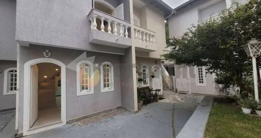 Sobrado à venda em caraguatatuba, loteamento balneário camburi, com 2 quartos, 69m²