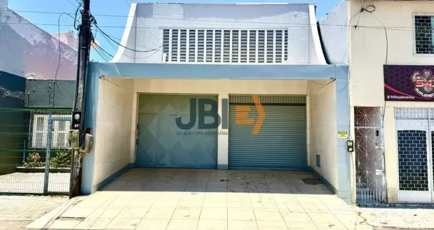 Barracão / Galpão / Depósito com 3 salas à venda no Parquelândia, Fortaleza