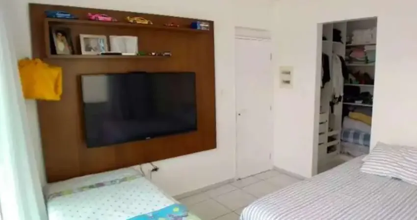 Casa com 3 quartos à venda na Rua José Antônio Greco, Parque das Cigarreiras, Taboão da Serra